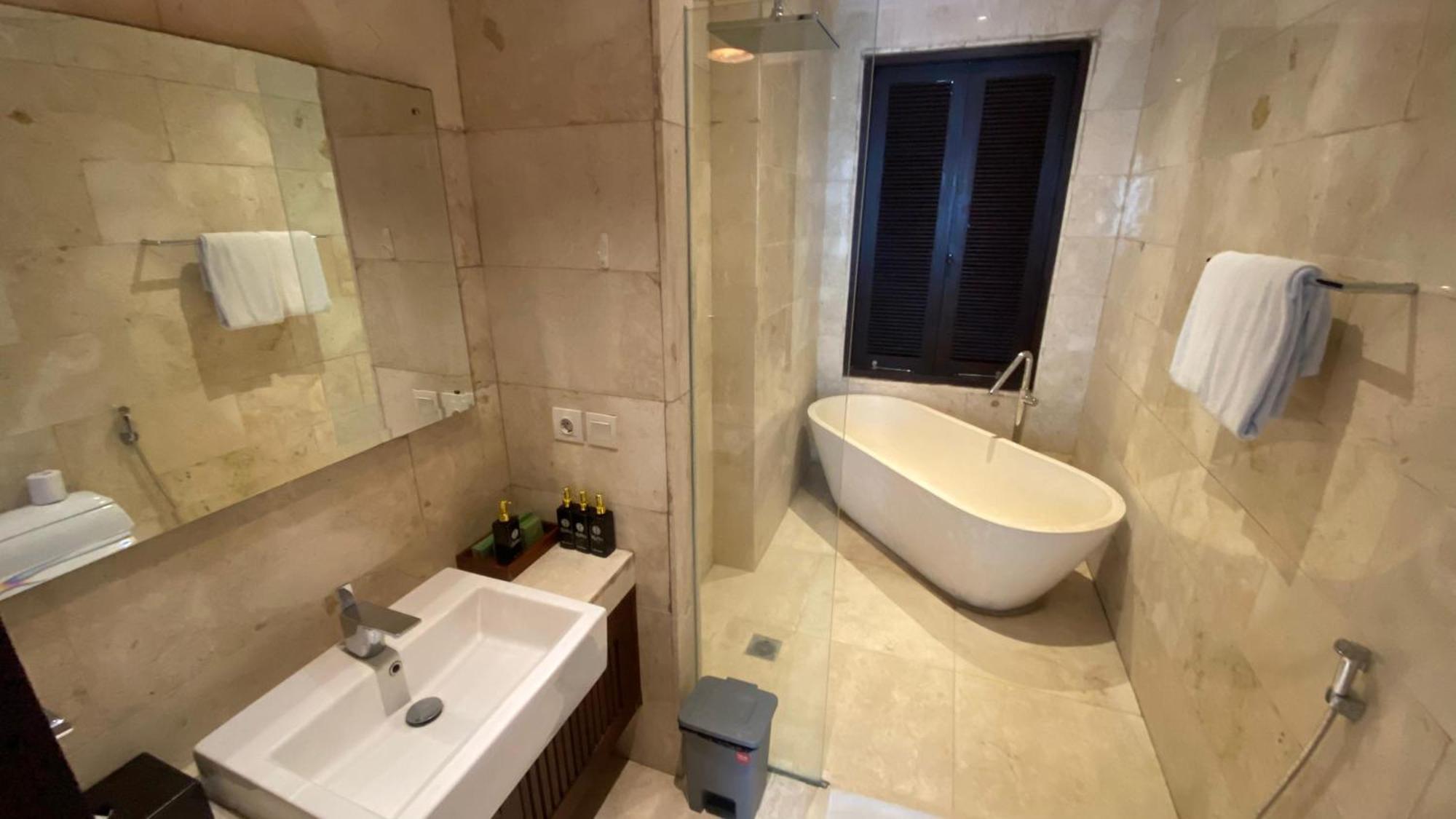 Djabu Canggu Beach Villa Экстерьер фото