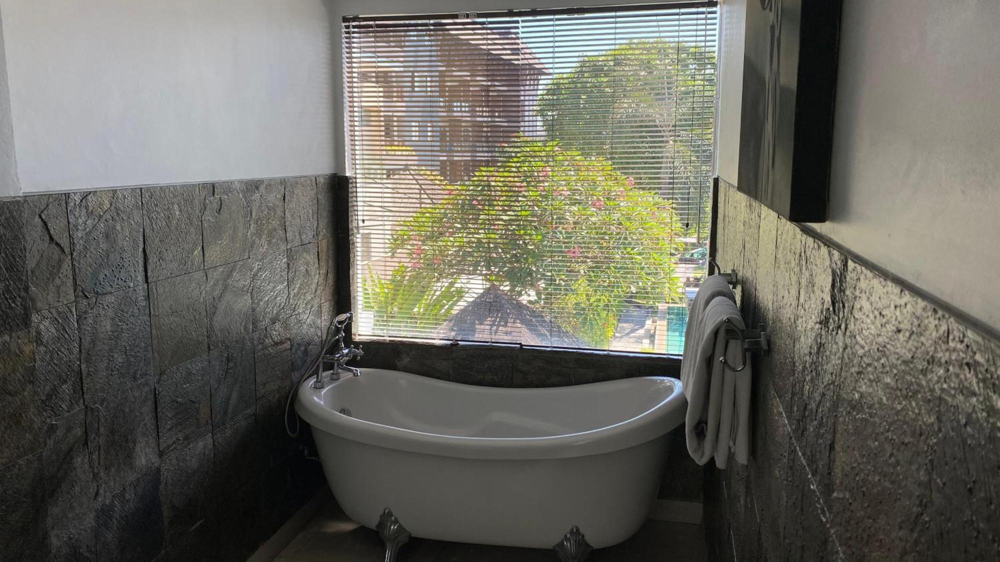 Djabu Canggu Beach Villa Экстерьер фото